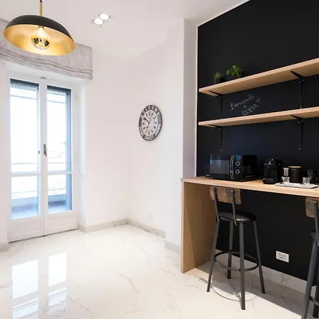 Savoia Luxury Penthouse 公寓